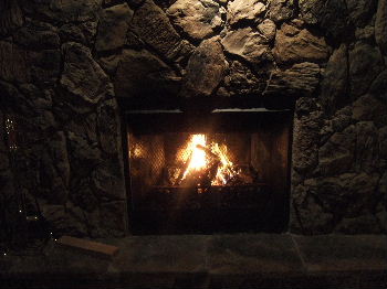 ロマンチックな暖炉