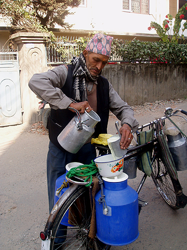 勝手に「おじさん乳業」と名づけさせていただいています。