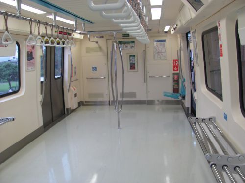 先頭車両の様子