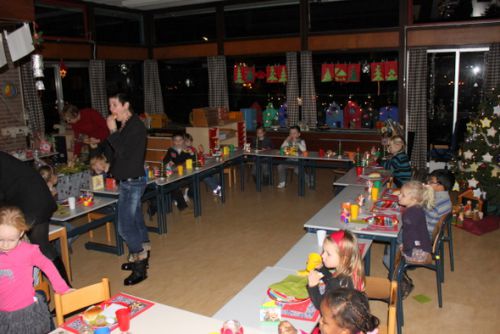 担任の先生も一緒に