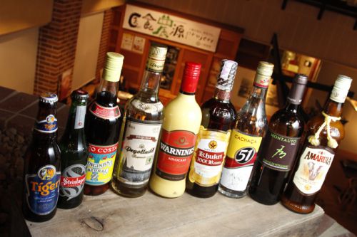 左から4番目です