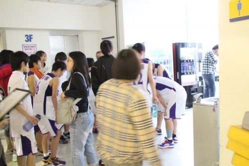 午後の試合であと一歩のところで届かず、敗れた苗栗高商（ミャオリーガオシャン）の選手たち