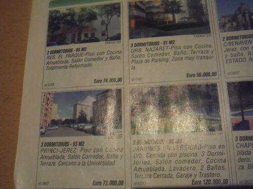 パンフレット　TECNOCASA　のページ