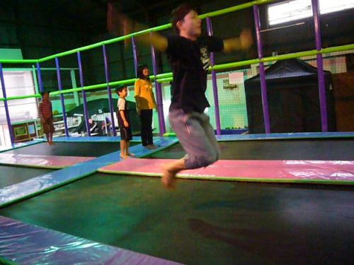 インストラクターさんがきれいにジャンプ