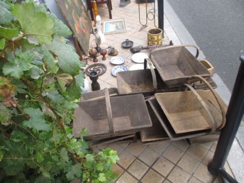 収穫時使用されてた入れ物、味があっていいです