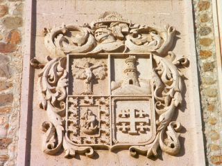 テパティトランの市役所に彫られた紋章。かっこいい！