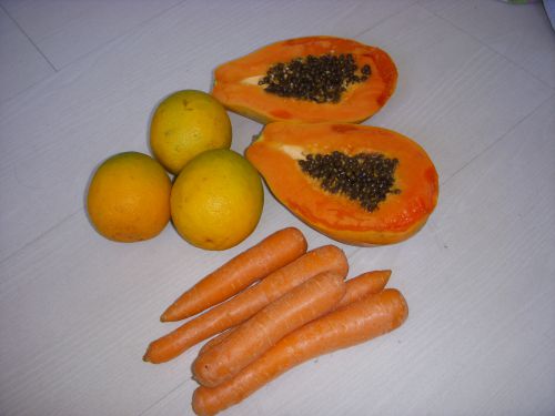 離乳食の第二段階に入った時に良いとされるオレンジ色の食材