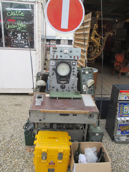 今は使われてない様な巨大なマシーンにまでお目にかかれました