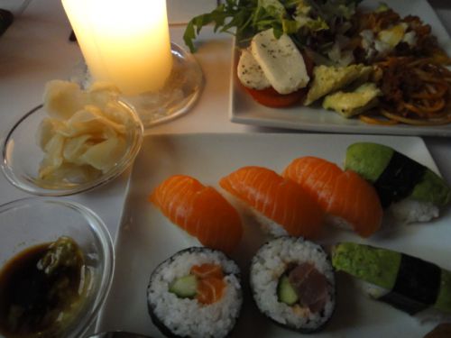 激安食べ放題の料理の数々　ガリもありました