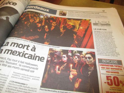 知らない人がみれば、ハロウィンと間違えてしまいがち