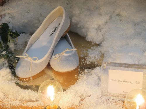 なんとも愛らしいシューズ！みんなに愛されるのも納得です