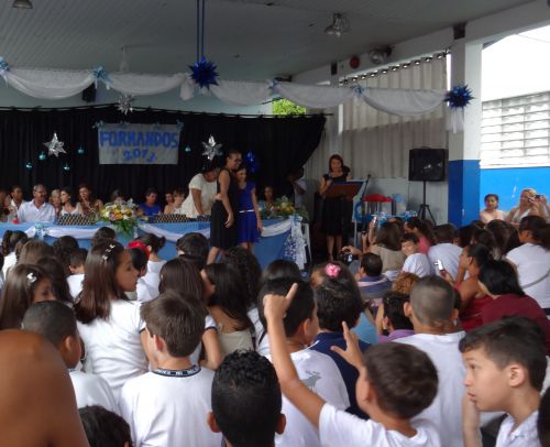 12月10日に行われたサンパウロ州立学校（基礎教育5年生）の卒業式