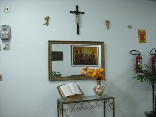 サンパウロ州立学校（基礎教育課程）に置かれている聖書