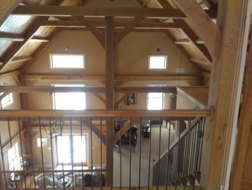 アーミッシュのティンバーフレームの家は骨組みは全て木で出来ています