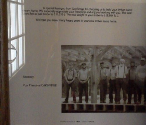 家を建てたアーミッシュの大工さんたちの写真、使われたオークは11216本！