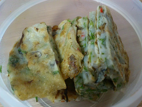 友人の差し入れ、手作り牡蠣チヂミ