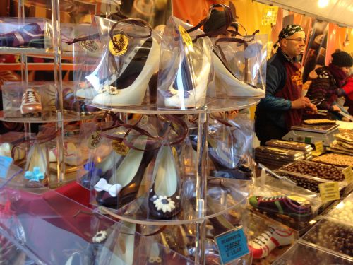 チョコレートの靴。プレゼントにいかが？