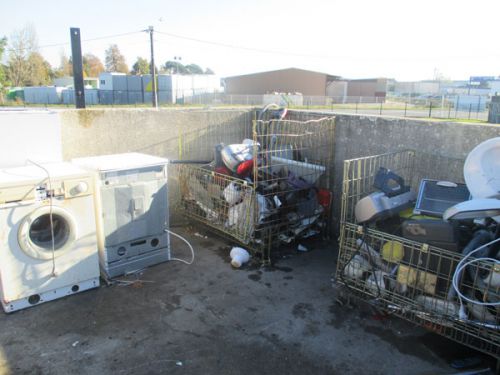 私たちの洗濯機は一番左