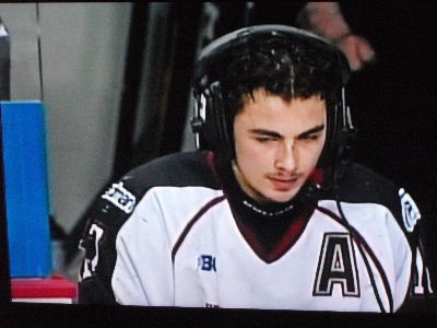 ヒーローインタビューを受けるご近所さん