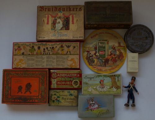 貴重なアンティークものも展示されている。