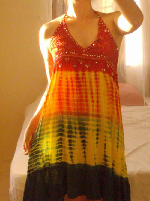 ラスタカラーのワンピース