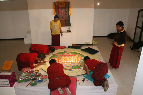 静かにただひたすら取り組む姿に心打たれます。