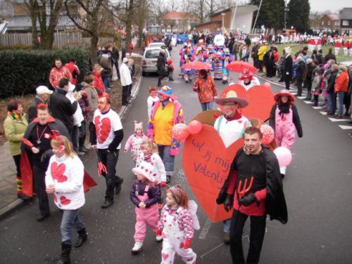 担任の先生も一緒に参加！