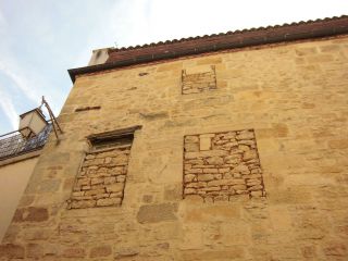 窓が不要になったら、こうして塞いでしまえるんですね（笑）