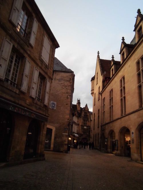 絵にかかれた様な町並み