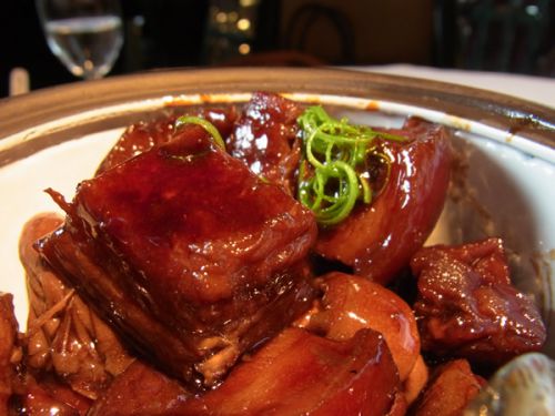 みんな大好き、紅焼肉（ホンシャオロウ）