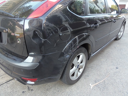 ぶつかった瞬間の音は嫌なものです