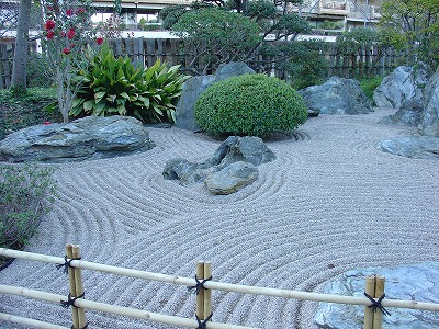 枯山水もちゃんとあります。