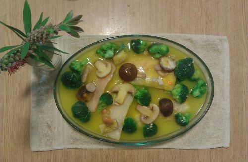 冷蔵庫にあるものなんでもほりこんでオーブン！そこになんちゃてサフランを加えるだけで立派な一品に！