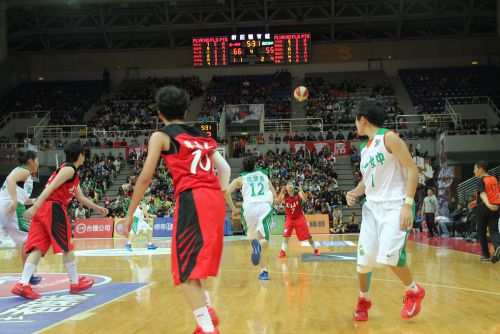 決勝トーナメントの試合中の様子