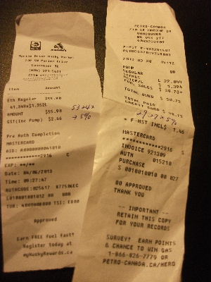 ガソリンは税金の名称変更があっても税率に変更はなし。