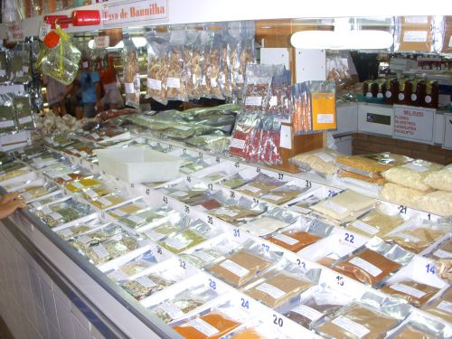 サンパウロ市立市場の香辛料売場の一つ