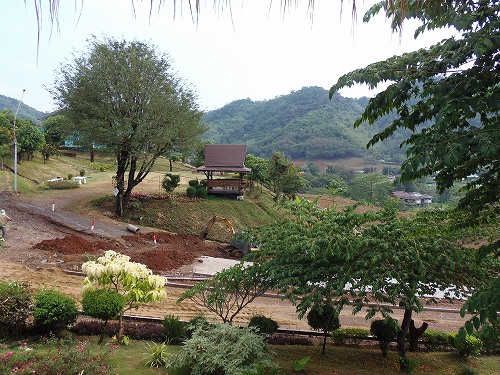 車から見るカオヤイの景色