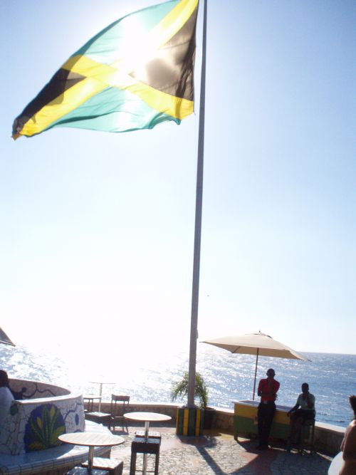 日本から12,894Km、遠いジャマイカの地で・・・