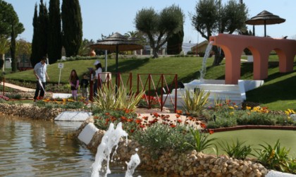 市民の憩いの場として重要な存在の公園。