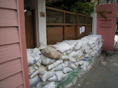 土嚢を常備している家は多いようです