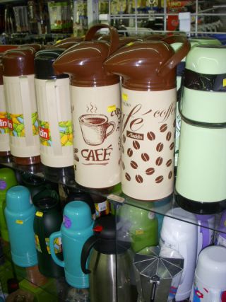 コーヒー向けにデザインされた保温ポット