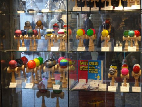 いろいろな種類のけん玉