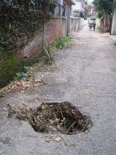 ゴミを突っ込んでしまいました。。。