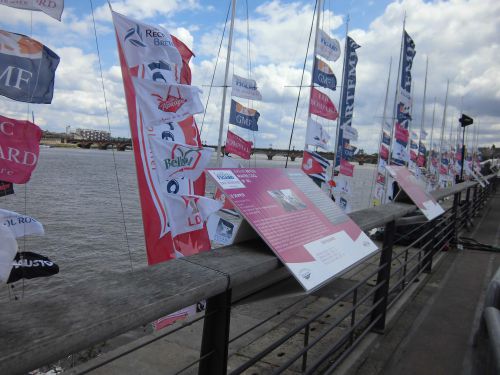 ボートレース参加者のボートとプロフィール