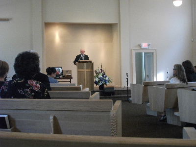 故人はクリスチャンだったため、葬儀も教会で