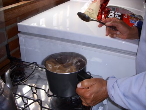 沸騰して煮立ったら火を止める