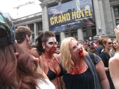 ダウンタウンの中心にゾンビが集結