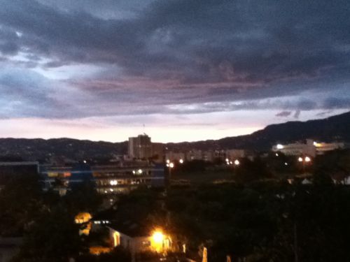 場所取りは最高だったのに･･･。