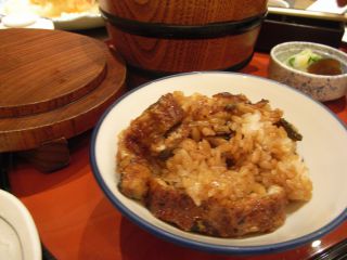 ひつまぶし一杯目