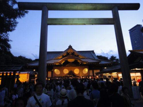 靖国神社の本堂